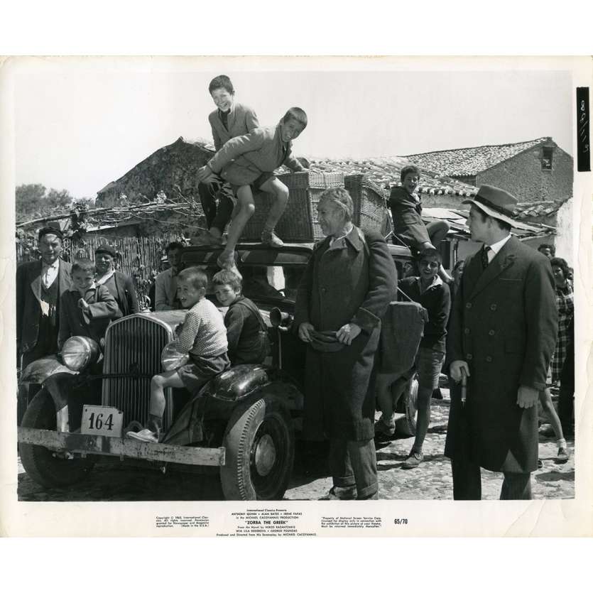 ZORBA LE GREC Photo de presse N02 - 20x25 cm. - 1964 - Anthony Quinn, Mihalis Kakogiannis