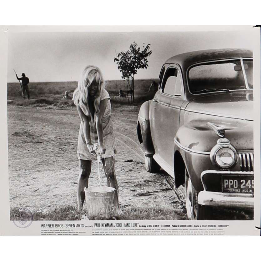 COOL HAND LUKE Original Lobby Card N25 - 8x10 in. - 1967 - Stuart Rosenberg, Paul Newman