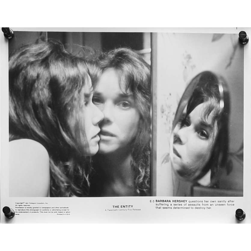 L'EMPRISE Photos de presse N01 - 20x25 cm. - 1982 - Barbara Hershey, Sidney J. Furie