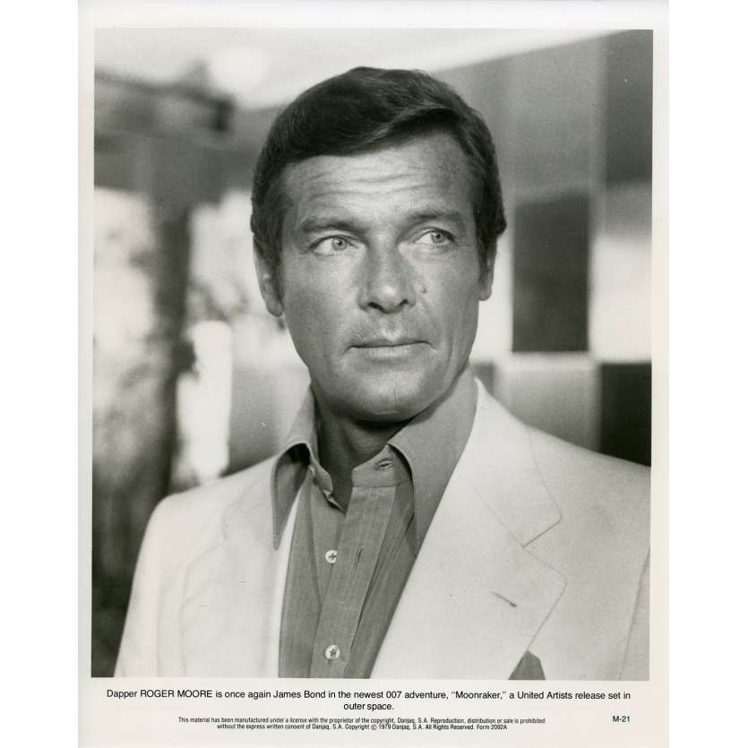 MOONRAKER Photo de presse M-21 - 20x25 cm. - 1979 - Roger Moore, James Bond