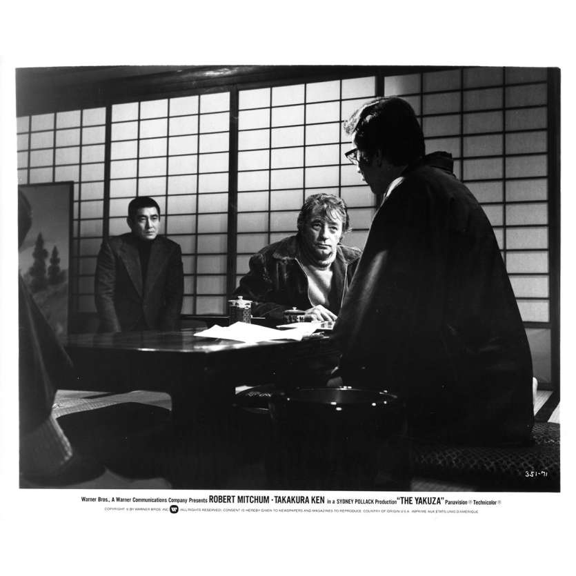 THE YAKUZA Original Movie Still N351-71 - 8x10 in. - 1974 - Sydney Pollack, Robert Mitchum