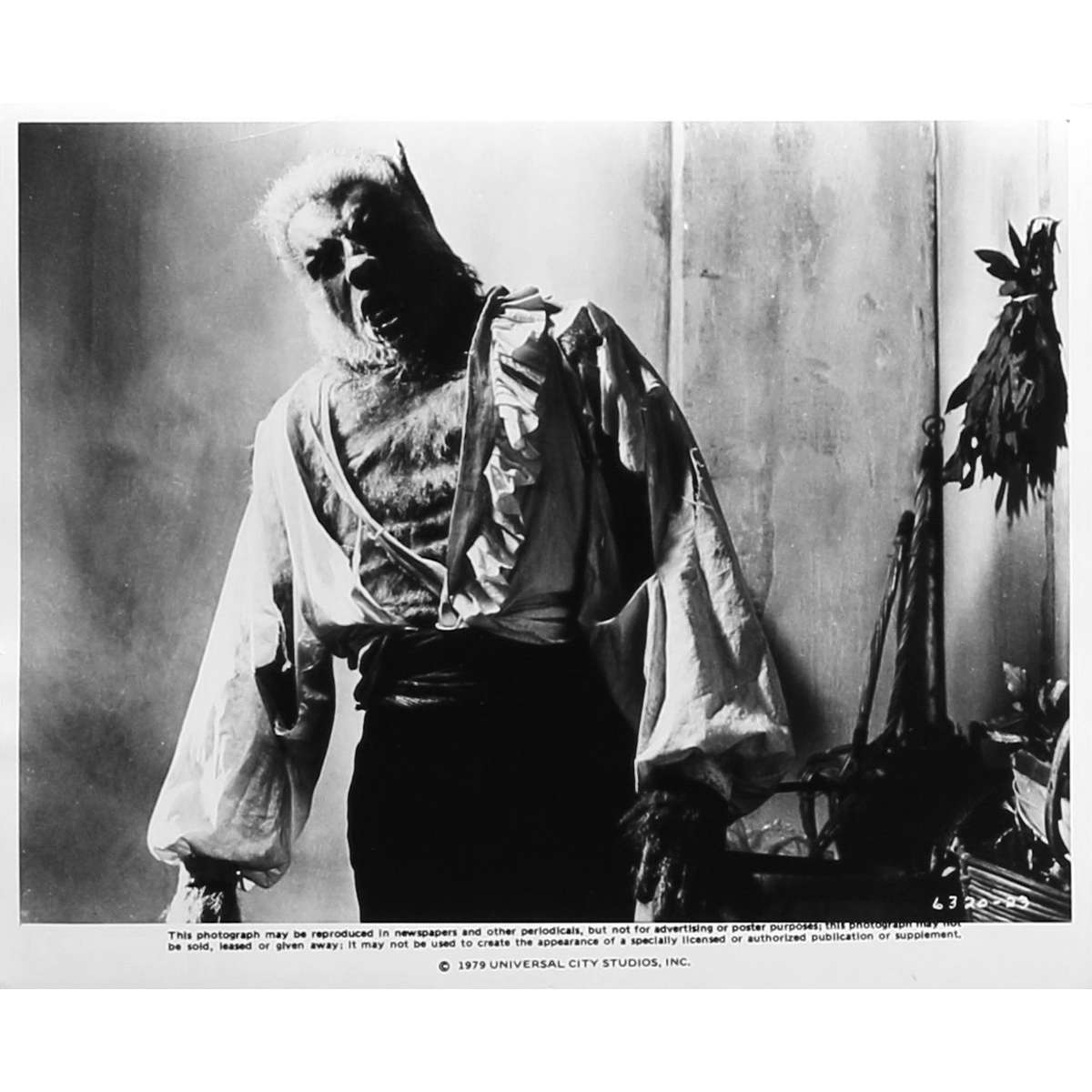 THE CURSE OF THE WEREWOLF US Movie Still - 8x10 in. - R1980 N23