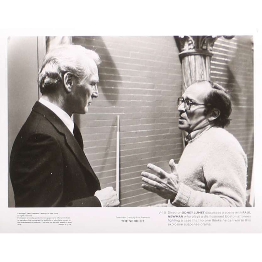 LE VERDICT Photo de presse V-10 - 20x25 cm. - 1982 - Paul Newman, Sydney Lumet