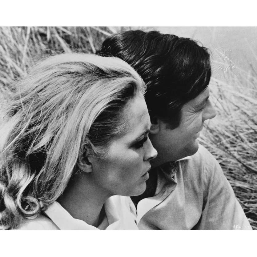 LE TEMPS DES AMANTS Photo de presse PFL-12 - 20x25 cm. - 1968 - Marcello Mastroianni, Faye Dunaway, Vittorio De Sica