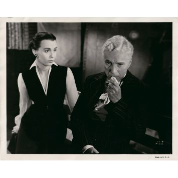 LES FEUX DE LA RAMPE photo de presse CC-8 - 20x25 cm. - 1952 - Charlot, Charlie Chaplin