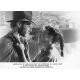 LES AVENTURIERS DE L'ARCHE PERDUE - INDIANA JONES Photo de presse N02 - 18x24 cm. - 1981 - Harrison Ford, Steven Spielberg