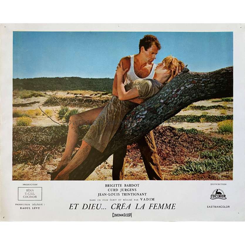 AND GOD CREATED WOMAN Lobby Card N04 - 10x12 in. - 1956 - Roger Vadim, Brigitte Bardot