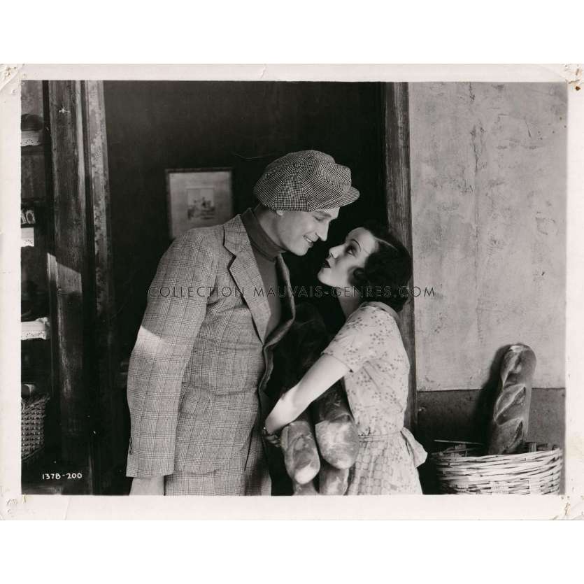 LOVE ME TONIGHT Movie Still 1378-200 - 8x10 in. - 1932 - Rouben Mamoulian, Maurice Chevalier