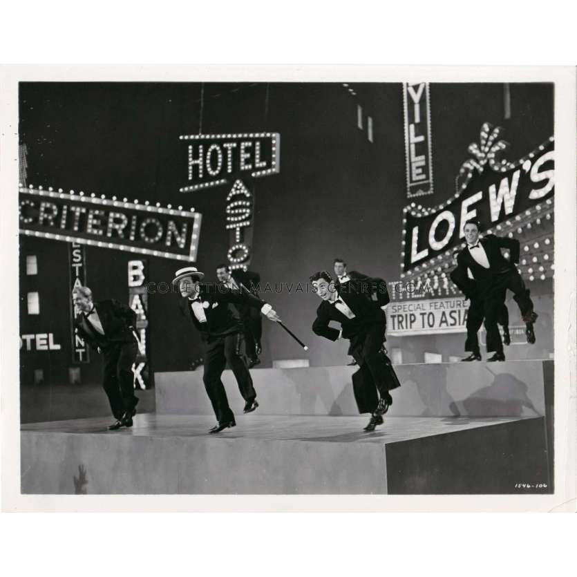 CHANTONS SOUS LA PLUIE Photo de presse 1546-106 - 20x25 cm. - 1952 - Gene Kelly, Stanley Donen