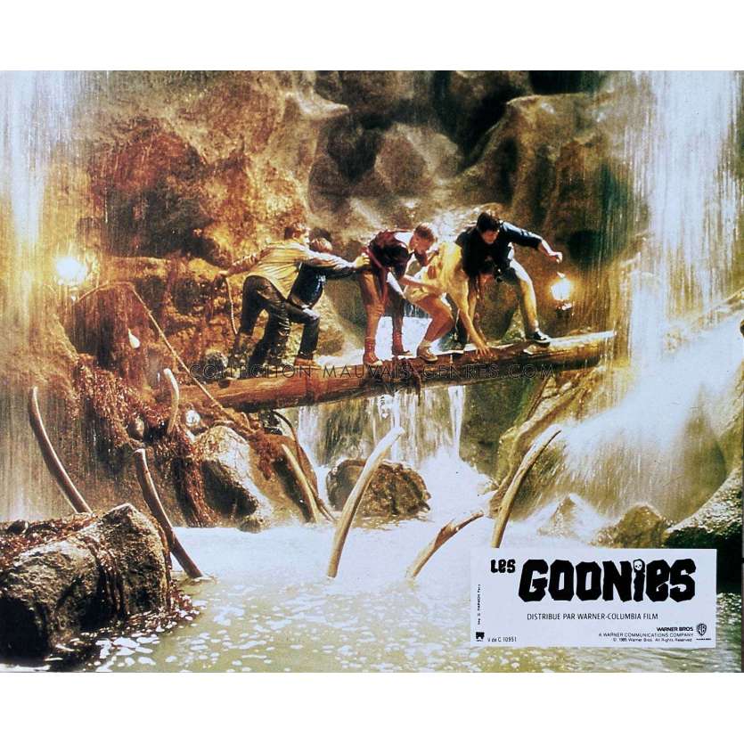 THE GOONIES French Lobby Card N06 - 9x12 in. - 1985 - Richard Donner, Sean Astin