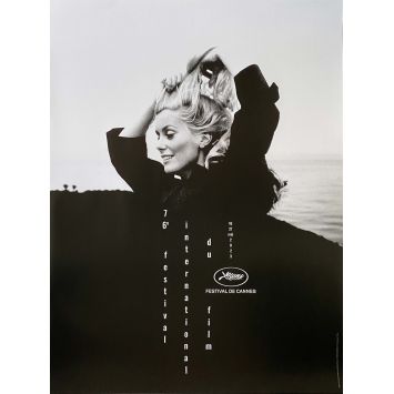 FESTIVAL DE CANNES 2023 Affiche de cinéma- 60x80 cm. - 2023 - La Chamade, Catherine Deneuve