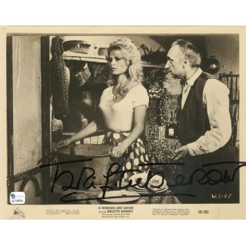 A WOMAN LIKE SATAN U.S Signed Photo- 8x10 in. - 1958 - Julien Duvivier, Brigitte Bardot