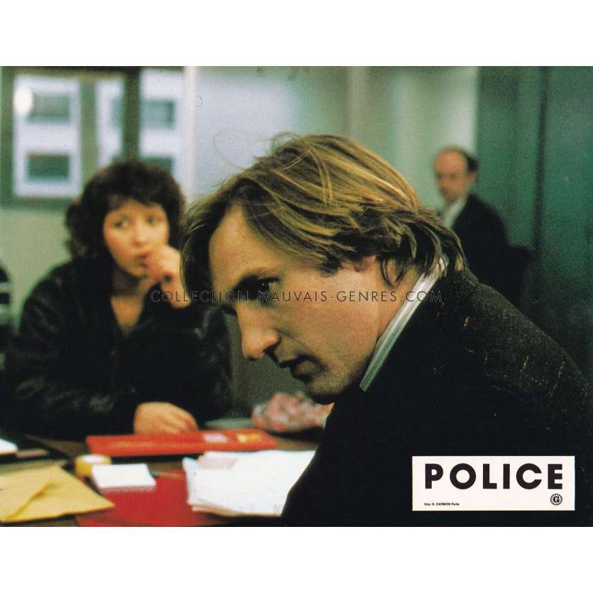 POLICE Photo de film N01 - 22x28 cm. - 1985 - Gérard Depardieu, Maurice Pialat