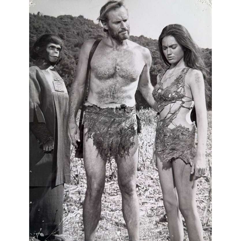 PLANET OF THE APES French Movie Still- 7x9 in. - 1968 - Franklin J. Schaffner, Charlton Heston