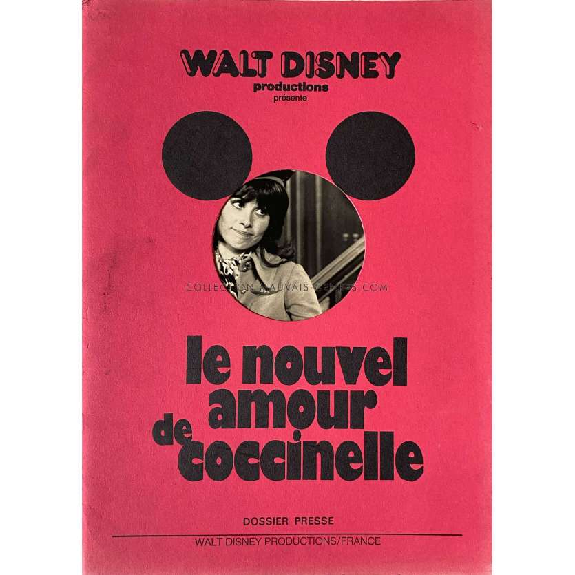 LE NOUVEL AMOUR DE COCCINELLE Dossier de presse 12p, avec 2 photos de presse. - 21x30 cm. - 1974 - Helen Hayes, Walt Disney