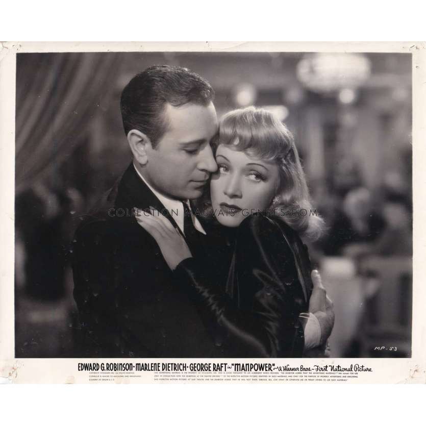 L'ENTRAINEUSE FATALE Photo de presse MP-53 - 20x25 cm. - 1941 - Marlene Dietrich, Raoul Walsh