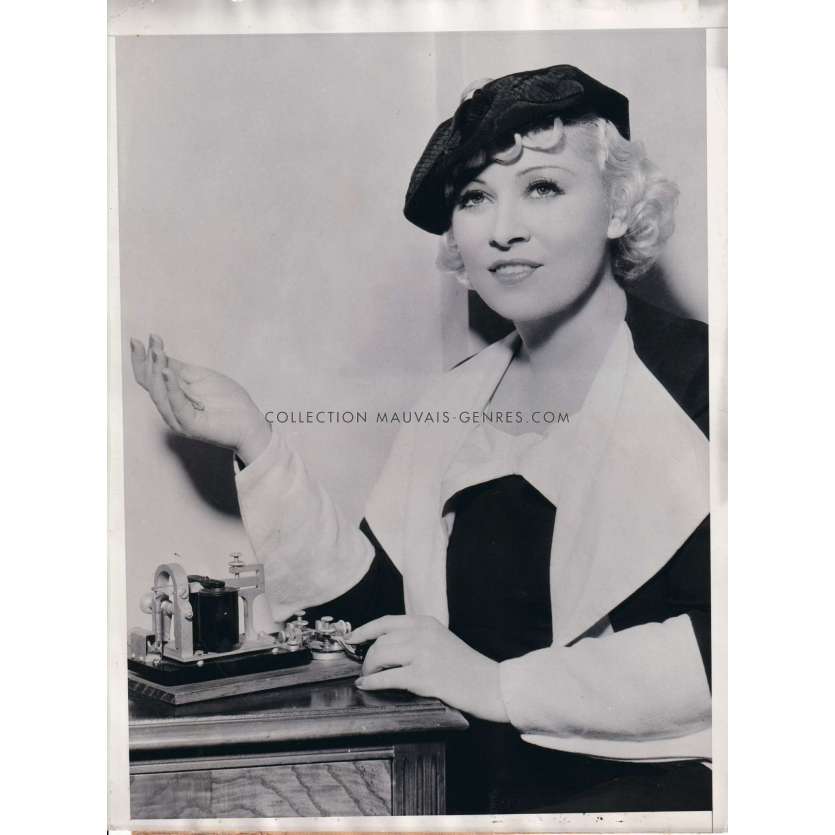 MAE WEST U.S Movie Still N01, 15x20cm approx. - 6x10 in. - 1930 - Portrait, Paramlount