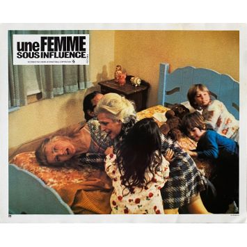 UNE FEMME SOUS INFLUENCE Photo de film N12 - 24x30 cm. - 1974 - Gena Rowlands, John Cassavetes