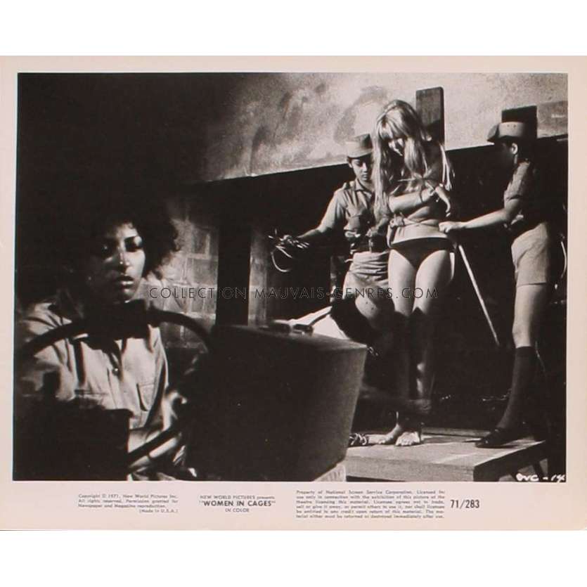 WOMEN IN CAGES Photo de presse 20x25 - US 1971 - Pam Grier, blaxploitation