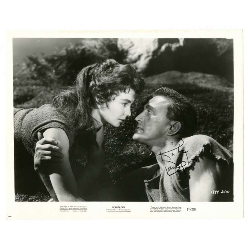 KIRK DOUGLAS signed 8x10 Photo '61 with sexy Jean Simmons in Spartacus